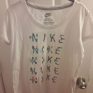 Women's Nike Slim Fit Tee XL